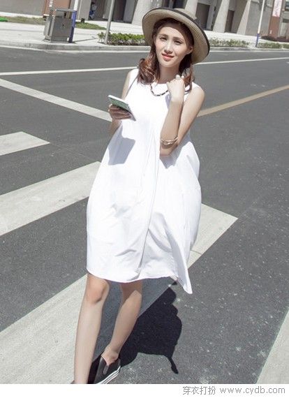 清爽夏日，白裙是最好装扮